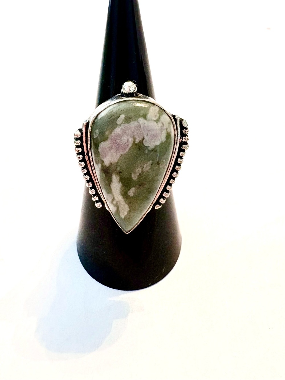 Beautiful, 1 1/4 inch, 925 marked, Peace Jade  ring size 6.